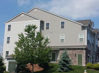 1723 Hawthorn Way, New Windsor, NY 12553