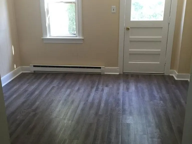 119 W Chapel Ave — Photo 3