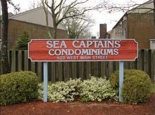 825 W Main St APT 3, Hyannis, MA 02601