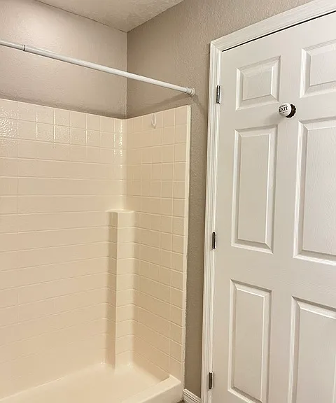 970 Spring Garden Ave — Photo 13