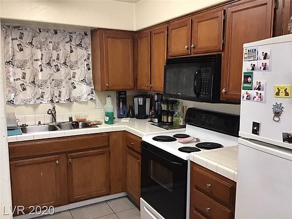 4th image of 2725 S Nellis Blvd Unit 1010
