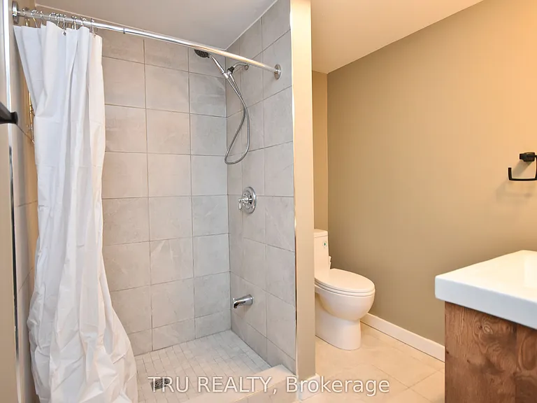 1259 Maitland Ave #B — Photo 11