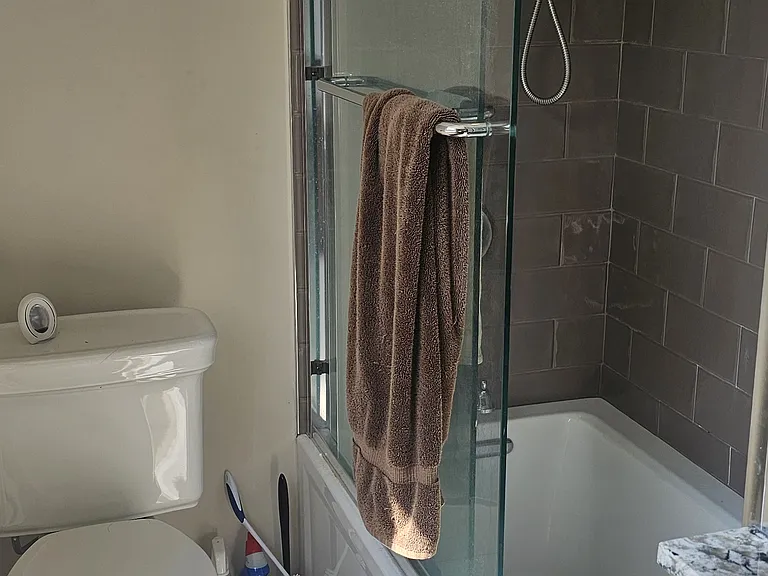 16 Westview Dr #B — Photo 5