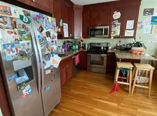 116 Walnut St #6, Somerville, MA 02145