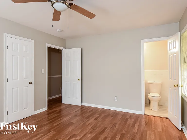 1917 Annette Ln — Photo 10