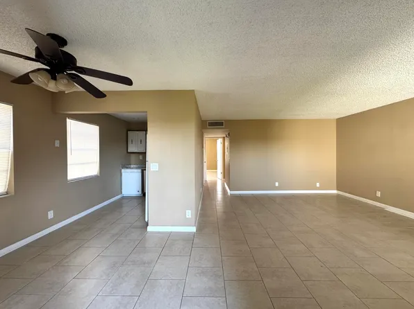 900 Normandy S #T, Delray Beach, FL 33484