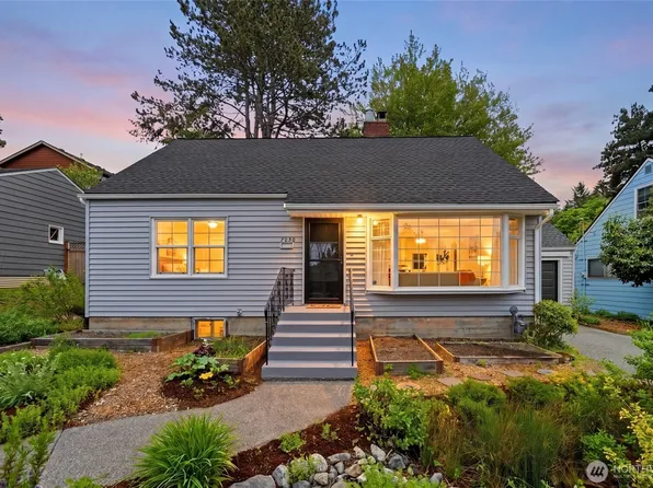 7030 27th Avenue NE, Seattle, WA 98115