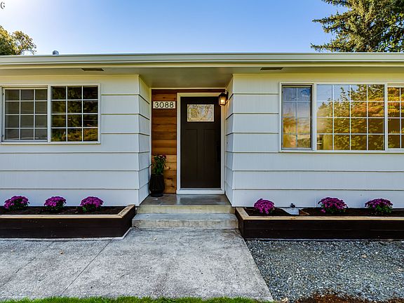 2nd image of 3088 Dalewood St