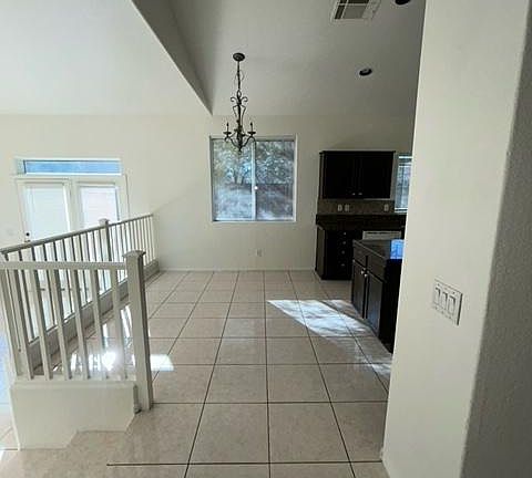 3rd image of 3551 Eureka Coast Way