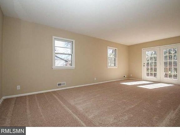 2nd image of 10733 7th St NE