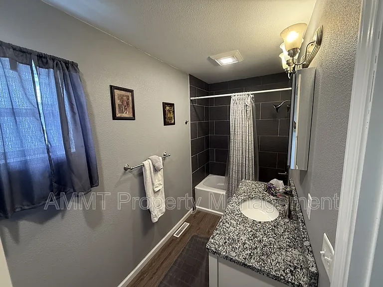 3149 Grove Ct SE — Photo 4