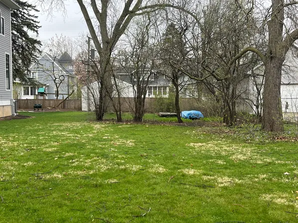 321 7th Ave, La Grange, IL 60525