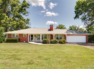 4401 Wedgewood Dr, Alton, IL 62002