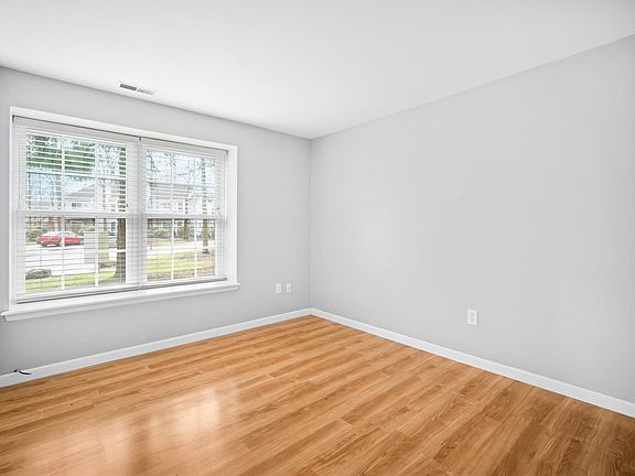 2nd image of 53 Pheasant Meadow Dr #53
