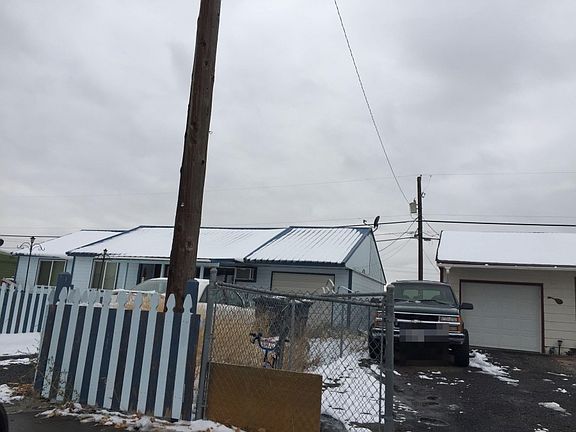 3rd image of 1413 W Craig St