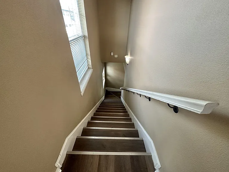 4 Fernwood Dr — Photo 7