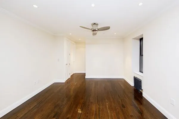 Rented by Voro New York | media 17