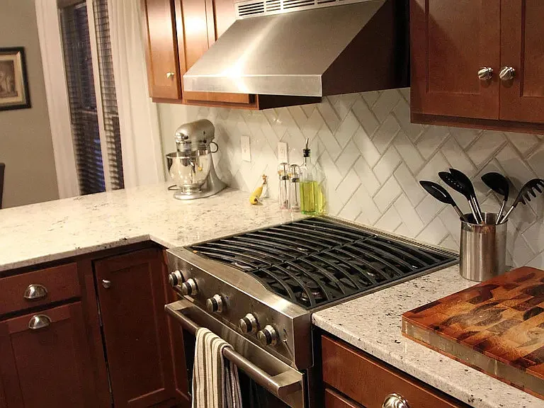 923 Blodgett St SE — Photo 9