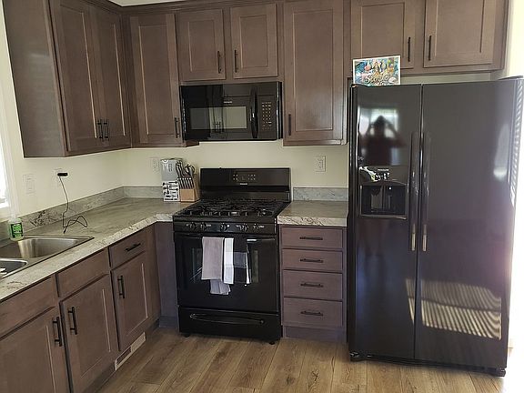 4th image of 314 Floral Dr