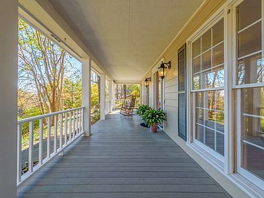 2221 Rocky Face Cir, Dalton, GA 30720 | Zillow