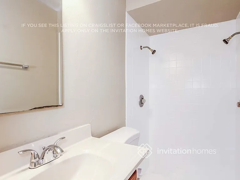 6717 W Hazelwood St — Photo 10