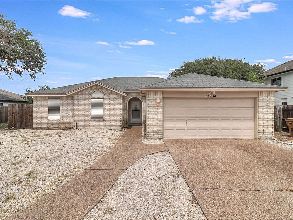 1st image of 13934 Windjammer Dr