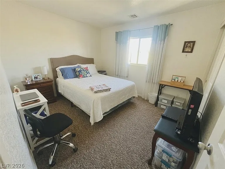 5698 Doubleday St — Photo 14