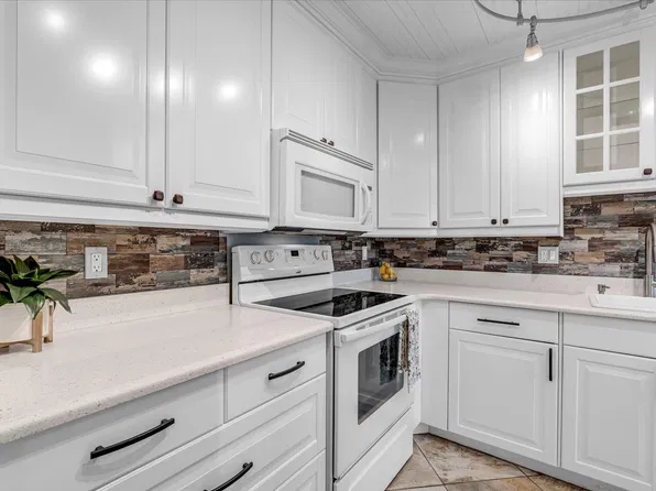 1151 CALAMONDIN Terrace #103, Delray Beach, FL 33445