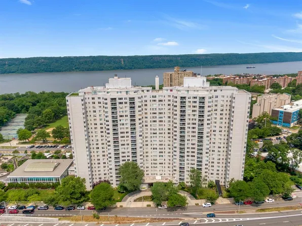 3333 Henry Hudson Parkway 23EF image 34 of 35