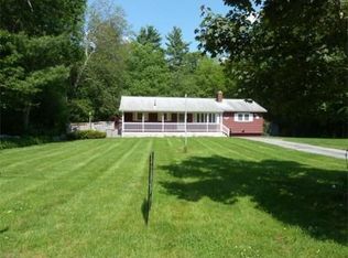 4 Beaver Brook Ln, Dracut, MA 01826