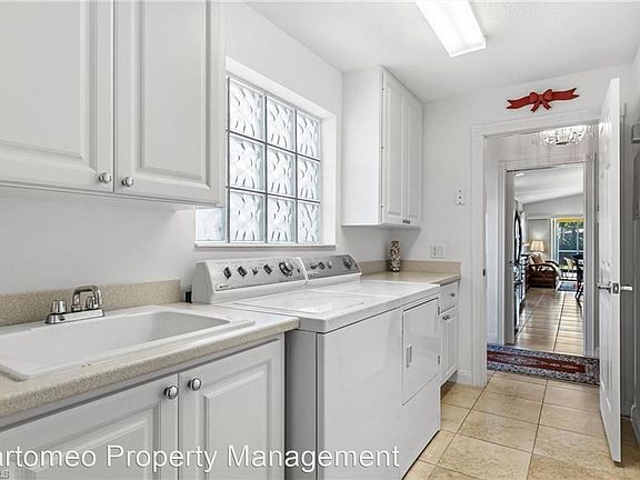 5th image of 28947 Vermillion Ln