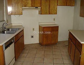 1st image of 4804 E Harmon Ave