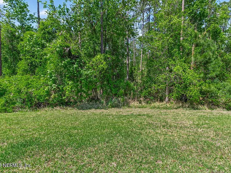381 Richmond Dr — Photo 36
