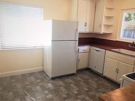 5th image of 2213 Pruneridge Ave
