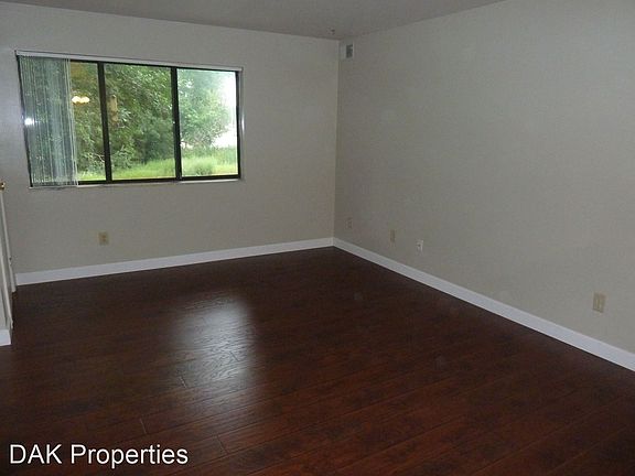 3rd image of N111W15862 Vienna Ct #12