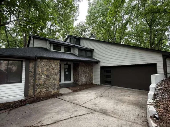 352 N Peak Dr, Johns Creek, GA 30022