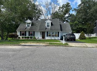31 Alden Ter, Howell, NJ 07731
