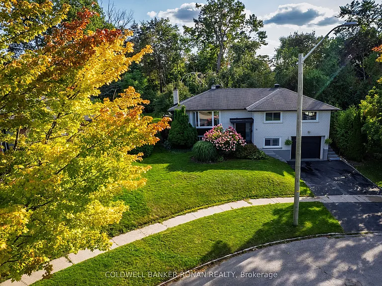 11 Pratt Rd — Photo 1