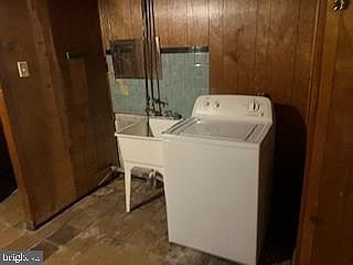 4th image of 2035 Inverton Rd