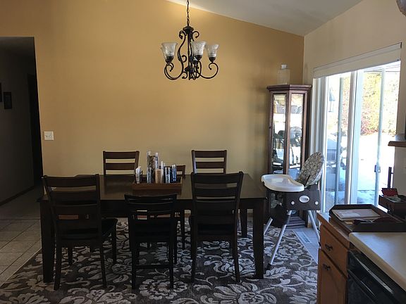 3rd image of 328 Ann Dr