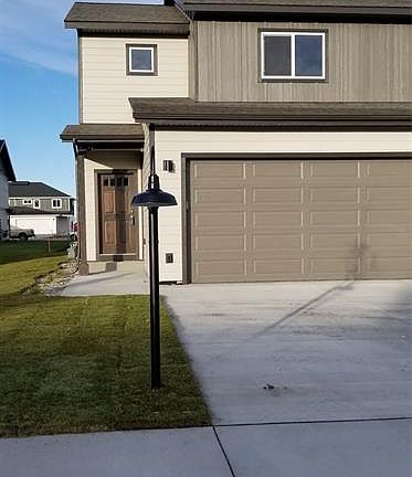 3rd image of 1311 Bunson Ln Unit B