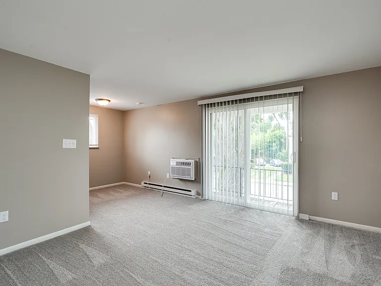 Imperial Continental Court Apartments — Photo 8