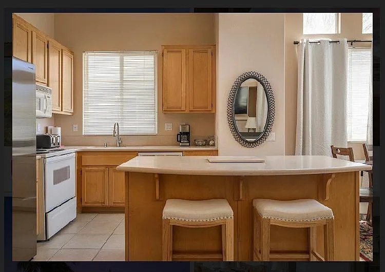 1712 Las Casitas Dr — Photo 3