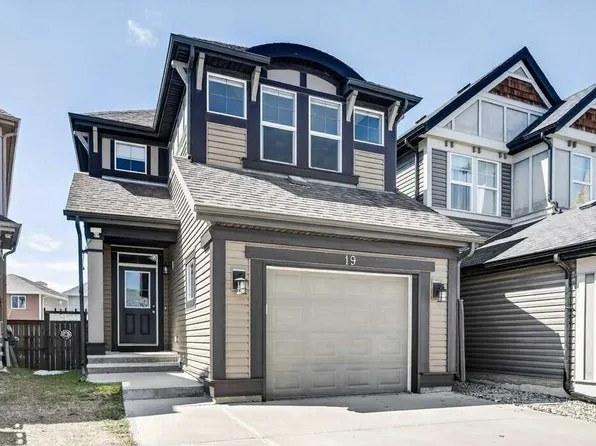 19 E Auburn Crest Mnr SE, Calgary, AB T3M 1T7