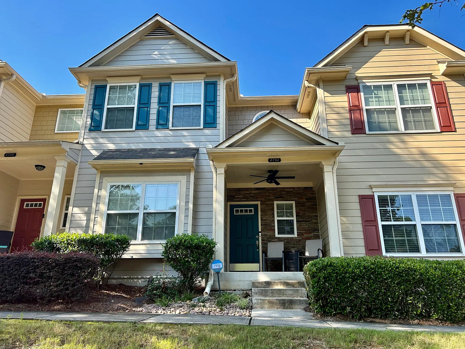 4 bed, 2192 sqft, $2,300 — Photo 1