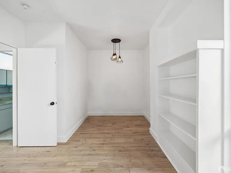 195 Beacon St — Photo 36