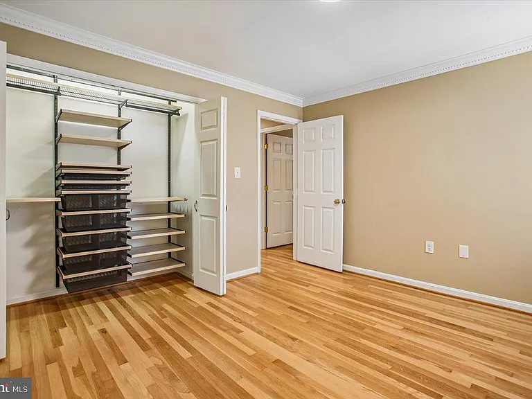 1710 Chesterford Way — Photo 40