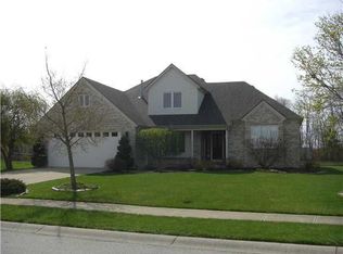 4121 S Black Oak Ln, New Palestine, IN 46163