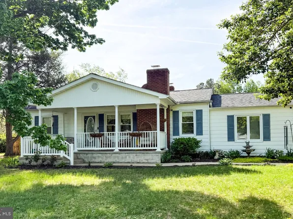 43091 Joy Ln, Hollywood, MD 20636