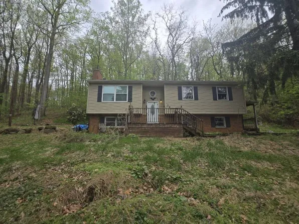 762/764 Fishing Creek Rd, New Cumberland, PA 17070